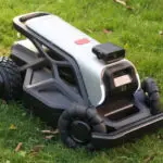 The AIRSEEKERS TRON 360° AI Vision Robotic Mower is a cutting-edge solution that revolutionizes outdoor maintenance through advanced technology and innovation.