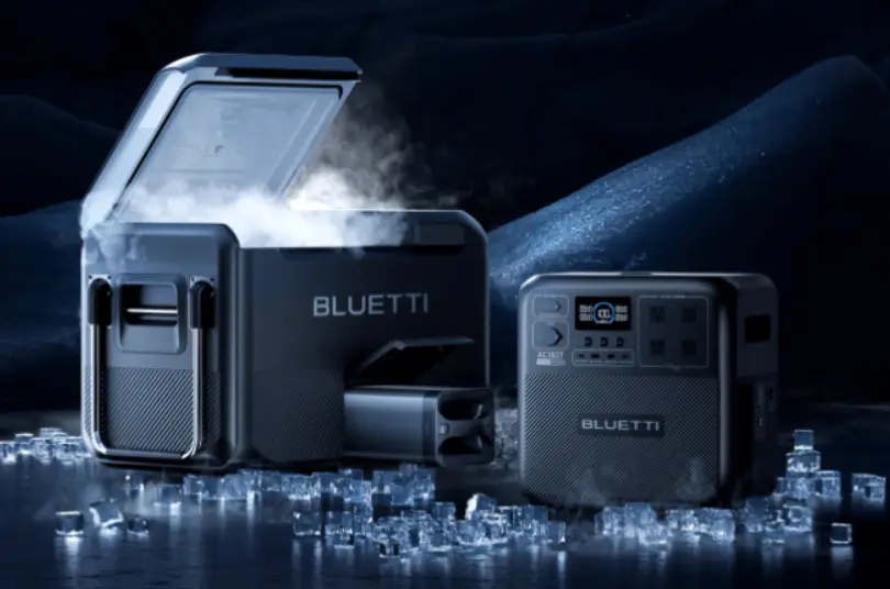 BLUETTI SwapSolar offers a revolutionary all-in-one solution for outdoor power needs.